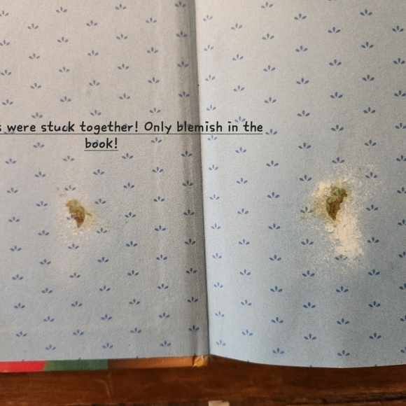 "READ to Me Grandma" Hardcover Book - Picture 4 of 9